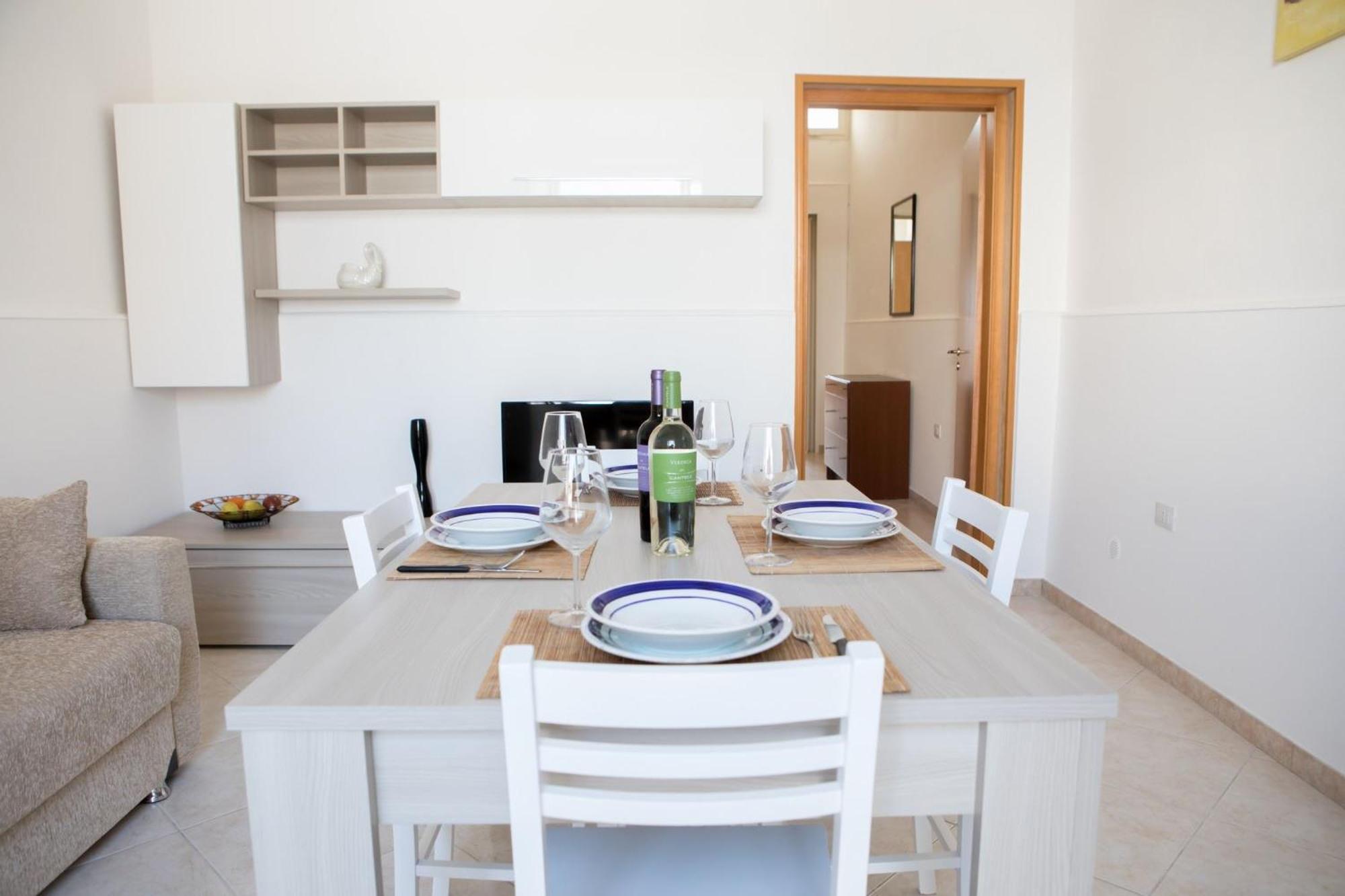 Elisena Appartement Torre Lapillo Buitenkant foto